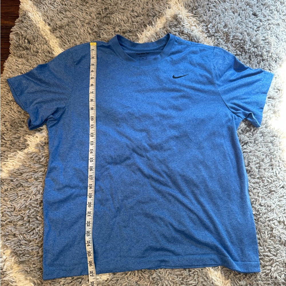 Nike Men’s Heather Royal Blue Short Sleeve Athletic Tee